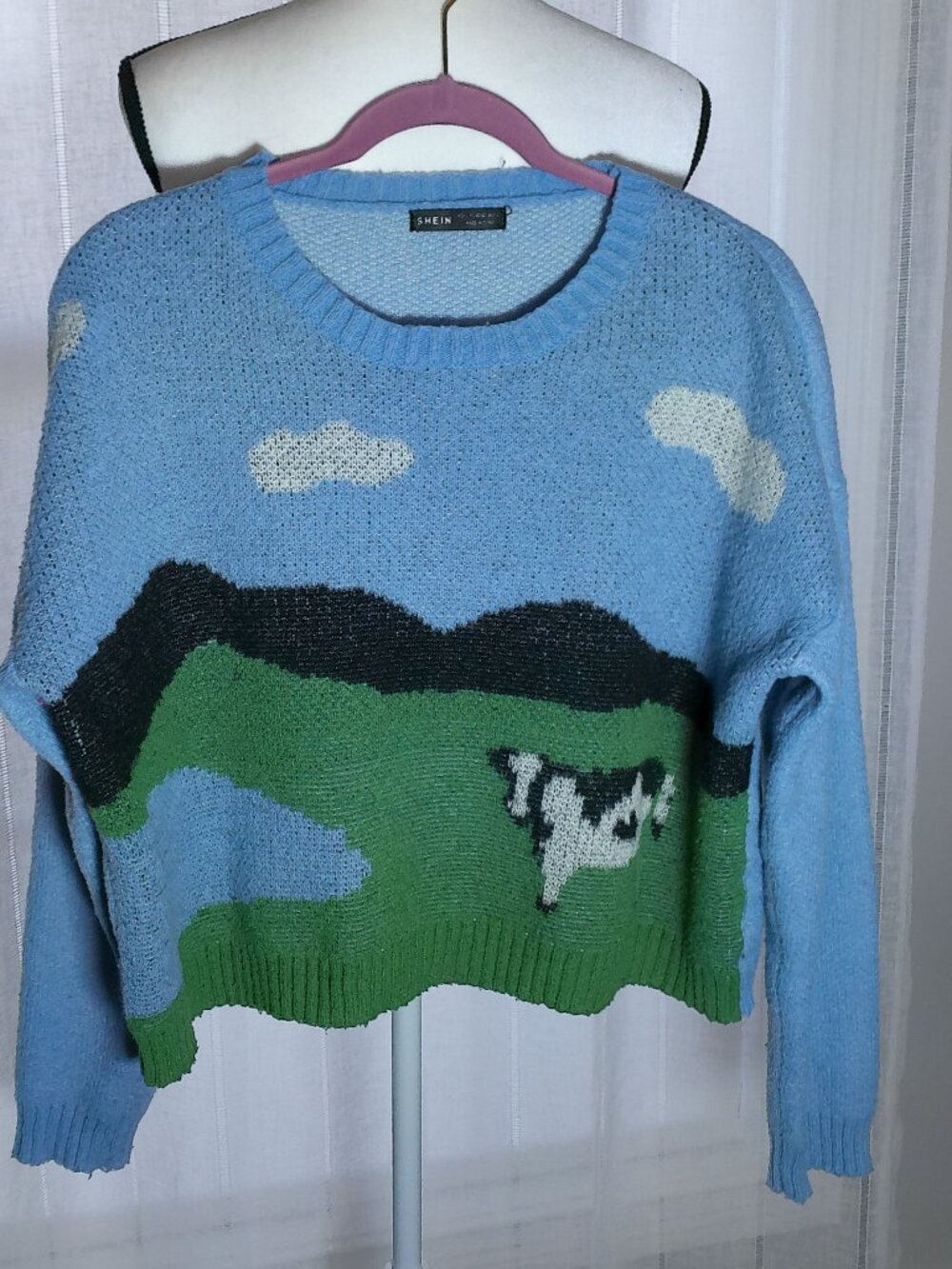 SHEIN Long Sleeve Scoop Neck Light Blue w/Farm Scene/Cow Cropped Sweater XL